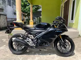 YAMAHA R15 v4 2023