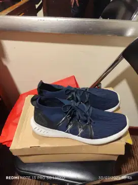 Sepatu Piero Running second Like New Include Box