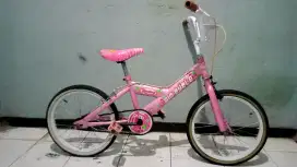 Dijual sepeda mini WIMCYCLE masih bagus ban masih tebal batangan keker