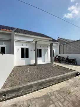 rumah mewah murah spesial promo 300jt all in lokasi di tempel gatak