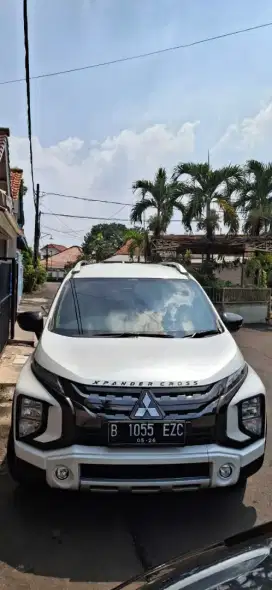 Djual Xpander cross a/t premium tahun 2021