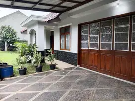Di Jual Rumah Pribadi Lokasi Cibubur Strategis Bebas dan Tidak Banjir