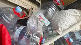 Jual 11 Galon Bekas – Bersih, Rapat, Sebagian Tanpa Tutup–Paket Murah