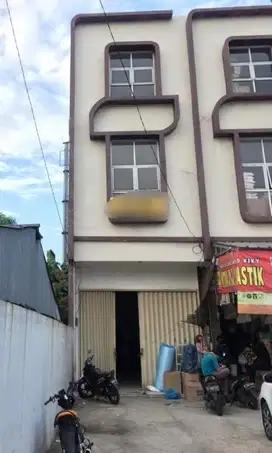 Dijual Ruko 3 lantai Lokasi Startegi