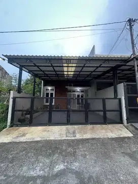 Dijual Rumah Siap Huni Dalam Cluster Dekat Stasiun LRT Harjamukti