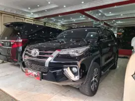 FORTUNER VRZ AT 2017 BLACK / MODEL THN 2018 (BINTANG MOTOR)