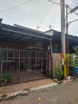Rumah Siap Huni di Grand Nusa Indah, Lokasi Strategis, Harga Terbaik