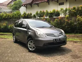 (Credit Syariah/Cash) Nissan Grand Livina SV Manual 2012 Sangat Antik