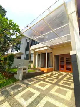 Rumaqh Cantik Minimalis Modern 2 Lantai Terawat Discovery  9053