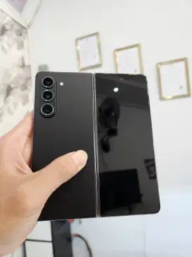 Samsung fold 5 12/256