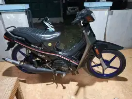 Suzuki Crystal Thn 1990