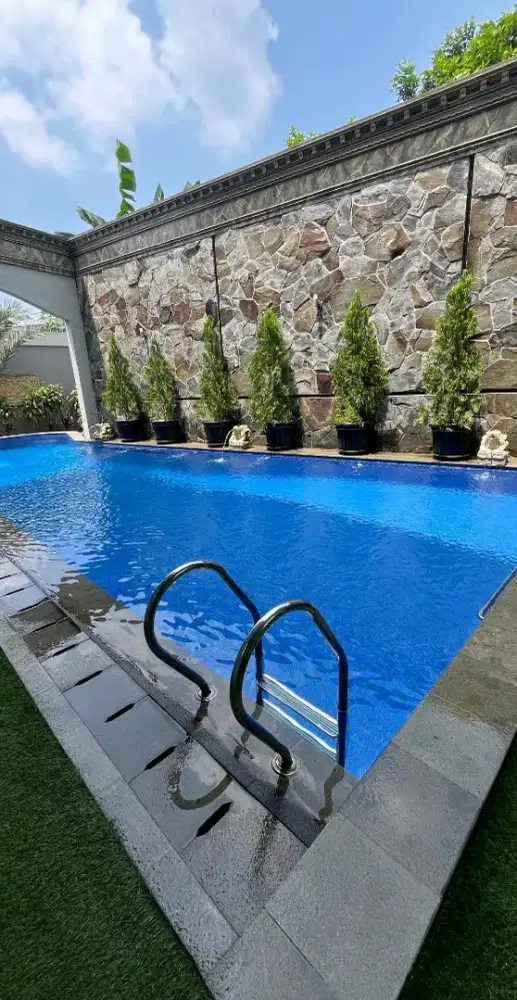 JASA PERAWATAN KOLAM RENANG