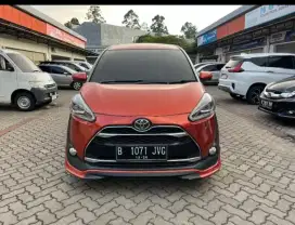 TOYOTA SIENTA Q AT 2016