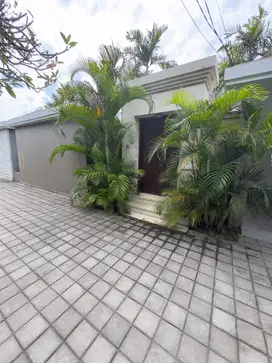 For Sale – 4-Bedroom Private Villa with Pool