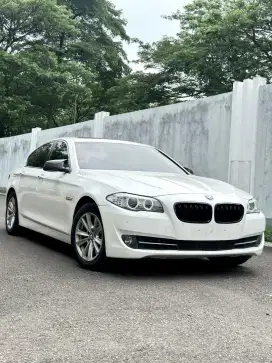 BMW 520i 2014 TERMURAH LOW KM 30RB KM