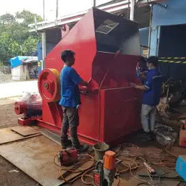 Hammer crusher 30 ton per jam