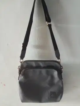 Tas Gucci GG kanvas shoulder bag 145857