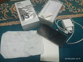 Oppo reno 13 5G baru 1 bulan garansi resmi