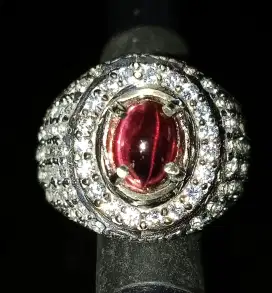 Natural Cat Eye Red Garnet Srilanka.