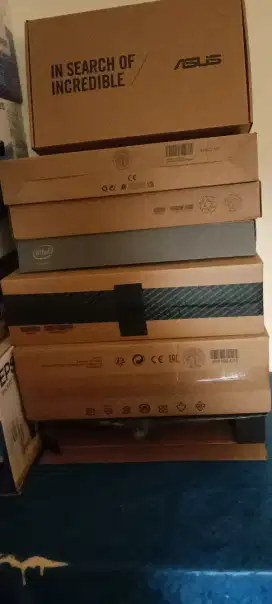 Dijual book/dus laptop sama dus printer,borong enggeh