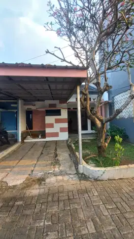 Disewakan Rumah dalam cluster