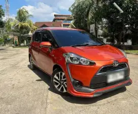 TOYOTA SIENTA 1.5 G MT 2017