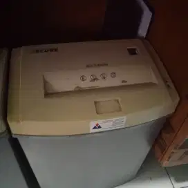 Mesin cacah kertas