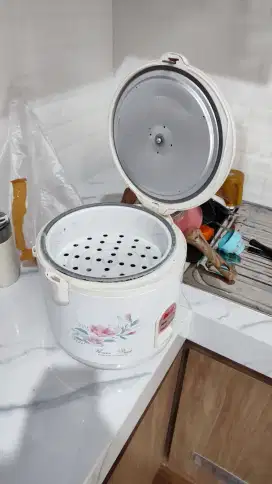 RICE COOKER BARUU! JUAL MURAH AJA, NEGO TIPIS