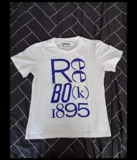 White tee reebok