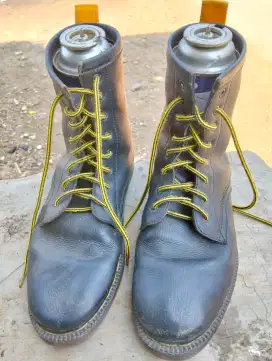Sepatu Dm kulit Hold 8 size 43