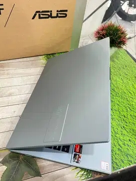 ASUS VIVOBOOK  E1404FA, AMD RYZEN 5 7520U, 8/512GB