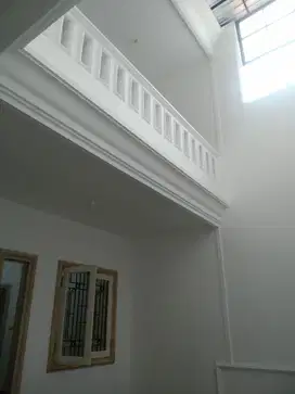 Sewa rumah cck utk tempat tinggal /kantor bagus jl.ngagel jaya utara