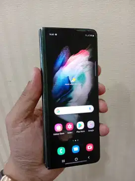 Samsung Galaxy Z Fold 3 Ram 12/256Gb 5G Batangan ex sein ada minus