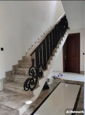 Dijual Rumah Graha Family Strategis Siap Huni