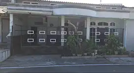 Dijual Cepat Rumah Lokasi Strategis di Mojosongo