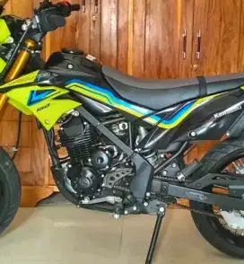 Kawasaki D-Tracker SE 2022