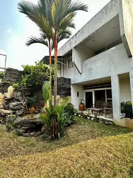 Rumah Siap Huni Luas 432 di Gandaria Jaksel TUTUN HARGA AY14584