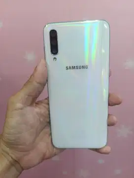 Samsung A50 ram 6/128 NFc mulus