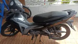 Honda Blade 2012 Hitam
