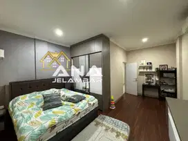 ANA RUMAH BAGUS UK 4.5X16M DALAM KOMPLEK JELAMBAR