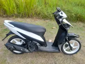 Honda vario cbs 11cc,2012,ss,lgkp bpkb sntk spertikaf faktor,pakaian.