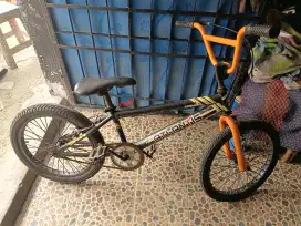 Sepeda BMX Atlantis ukuran 20
