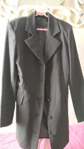 Blazer hitam long