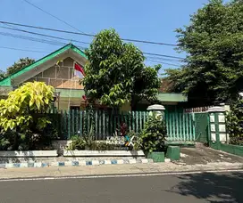Dijual Rumah Asri Tengah Kota Area Kaliurang, Lowokwaru Malang