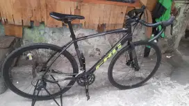 Roadbike FRC52 mulus seperti baru 9 speed sora