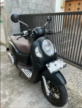 SCOOPY TAHUN 2024