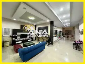 ANA RUMAH BAGUS UK 11.5X21M DI KOMPLEK THI JELAMBAR