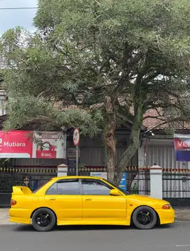 Mitsubishi Lancer 1995 Bensin