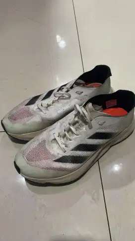 SEPATU ADIDAS ADIZERO BOSTON 12