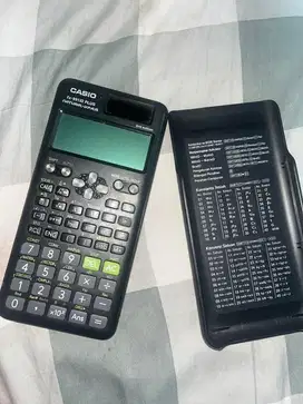 Kalkulator Casio Scientific